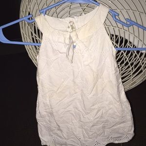White lace sleeveless dress